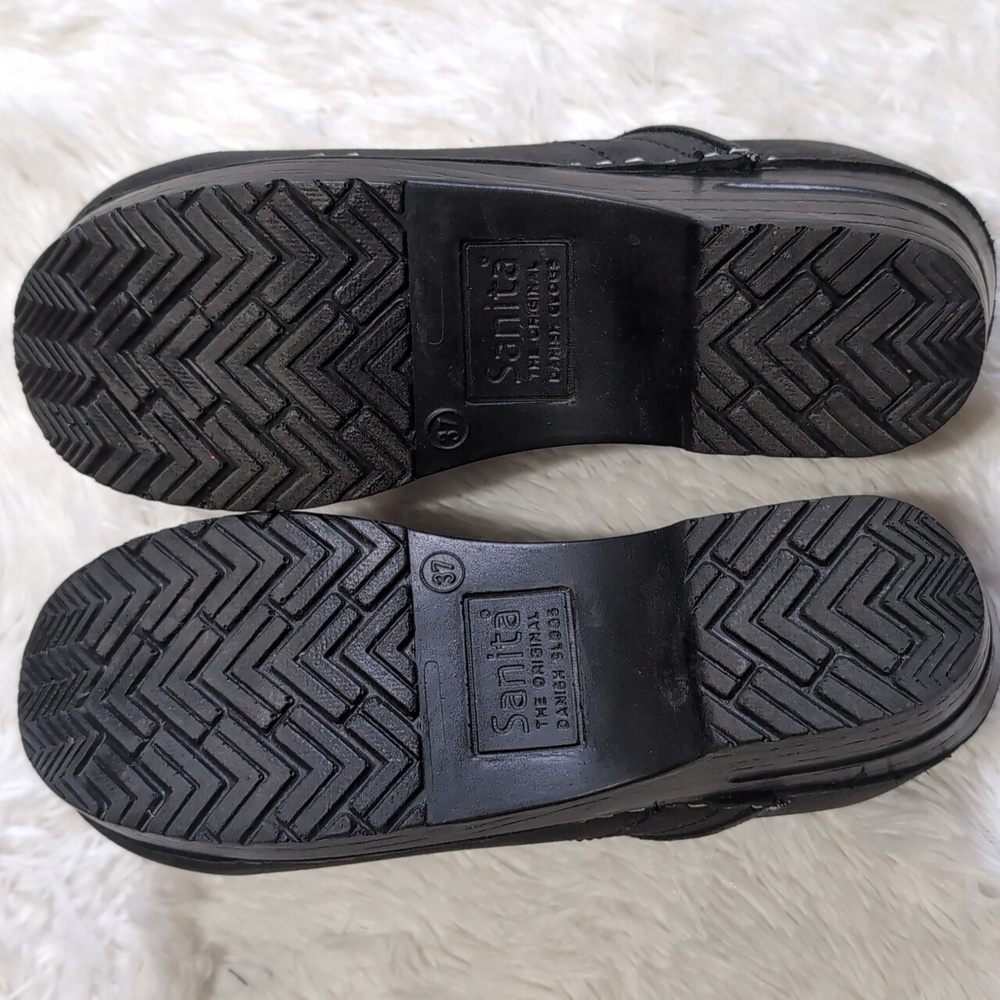 Sanita Black Professional Textured Oil Clog Size 37 Wide - Picture 12 of 12
